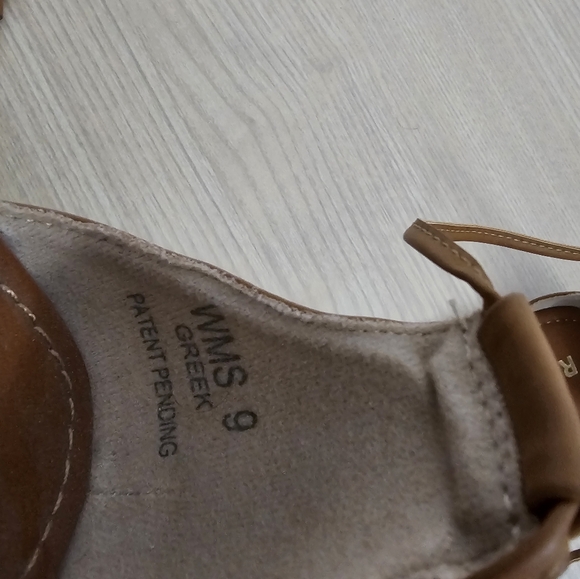 NWOT Boho Gladiator Sandals by Report Sz 9 - Picture 5 of 5